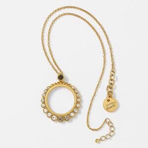 🛍️Charming Gold tone Crystal Circle Pendant Necklace BIN Z